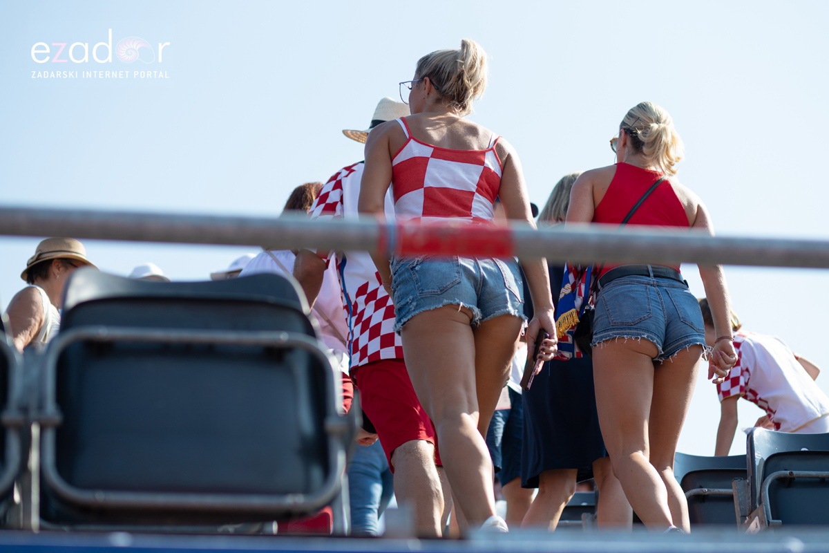 Davis Cup: Vruća navijačka atmosfera u meču Ćilića i Querreya