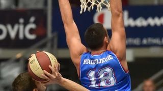 8. kolo ABA Lige, KK Zadar – KK Igokea Aleksandrovac 83-90. Photo: Dino Stanin/PIXSELL 8. kolo ABA Lige, KK Zadar – KK Igokea Aleksandrovac 83-90. Photo: Dino Stanin/PIXSELL