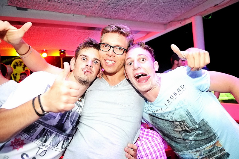 Zrće: Nicci Belucci u Aquariusu by G. Telak