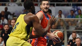 ZDBT 2016: KK Cedevita – Fenerbahce 77-88. Photo: Hrvoje Jelavić/PIXSELL ZDBT 2016: KK Cedevita – Fenerbahce 77-88. Photo: Hrvoje Jelavić/PIXSELL