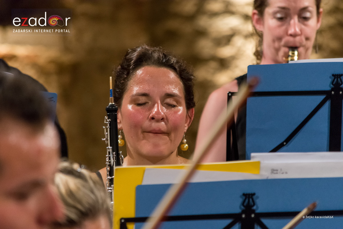 59. Glazbene večeri u sv. Donatu: Orkestar Epoque i gitarist Krešimir Bedek @ Crkva sv. Nikole