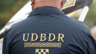 Polaganjem vijenaca na središnjem križu, u Novigradu je obilježena obljetnica pogibije članova HRM-a i Druge gardijske brigade za vrijeme akcije Maslenica. Photo: Dino Stanin/PIXSELL Polaganjem vijenaca na središnjem križu, u Novigradu je obilježena obljetnica pogibije članova HRM-a i Druge gardijske brigade za vrijeme akcije Maslenica. Photo: Dino Stanin/PIXSELL