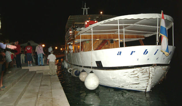 Pomorska nezgoda Preko (Foto: Nenad Marčev)