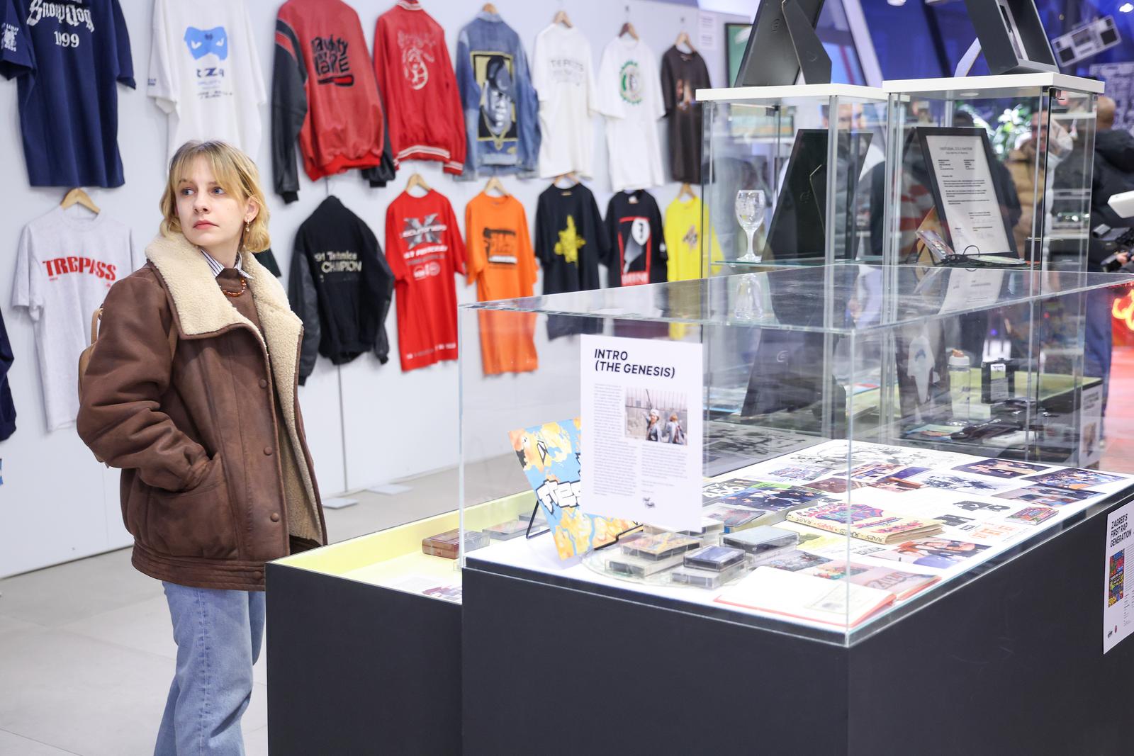 Otvorena je izložba Memory Lane – 40 godina hip-hopa Otvorena je izložba Memory Lane – 40 godina hip-hopa