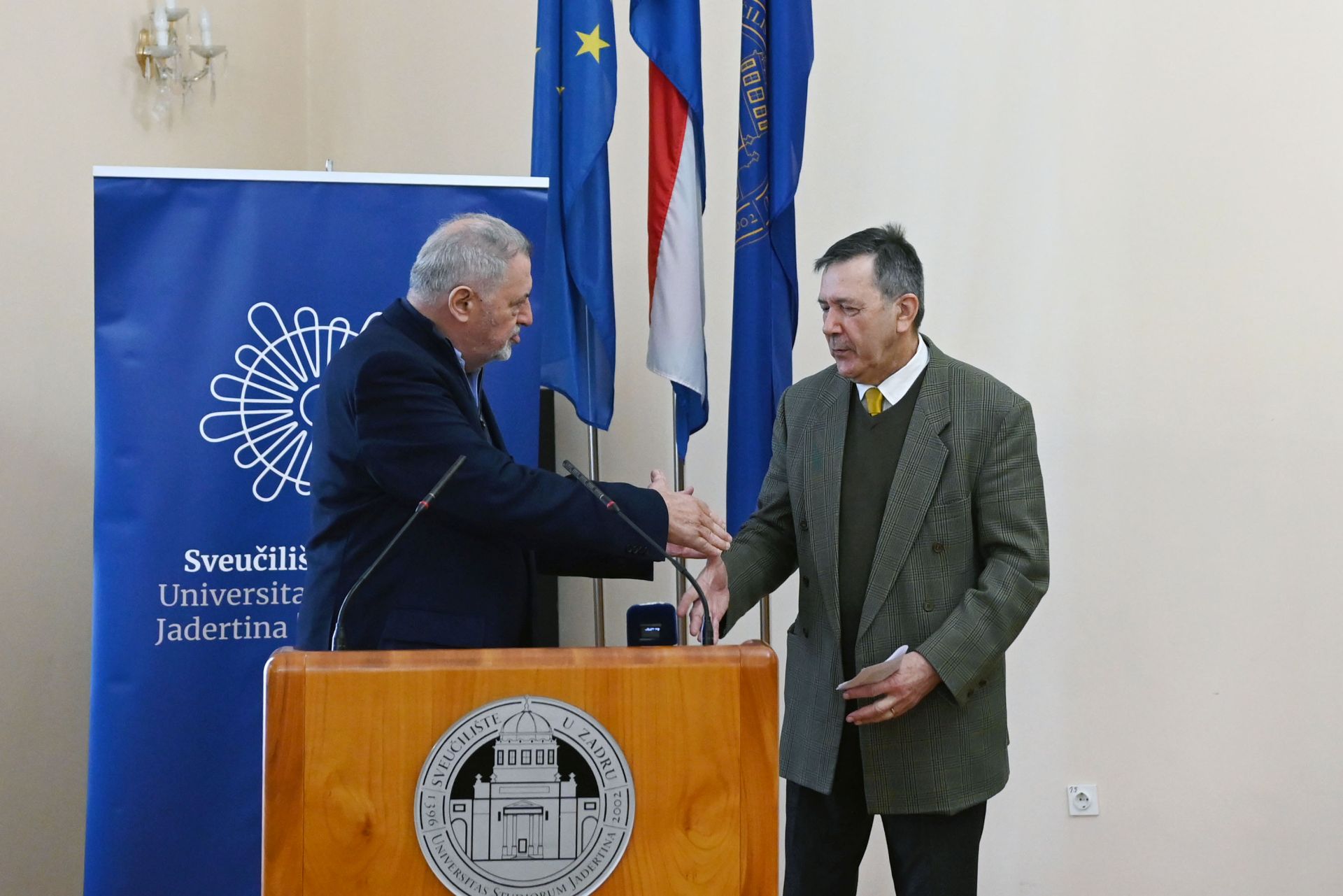 Svečana dvorana Sveučilišta: Promocija knjiga iz edicije Velika geografija Hrvatske Svečana dvorana Sveučilišta: Promocija knjiga iz edicije Velika geografija Hrvatske