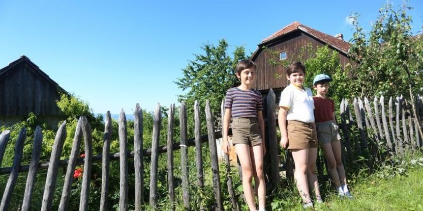 Snimanje filma Uzbuna na Zelenom vrhu redateljice Cejen Cernic. Alex Rakos, Tin Gregoric, Jan Pentek. Photo: Borna Filic/PIXSELL Snimanje filma Uzbuna na Zelenom vrhu redateljice Cejen Cernic. Alex Rakos, Tin Gregoric, Jan Pentek. Photo: Borna Filic/PIXSELL