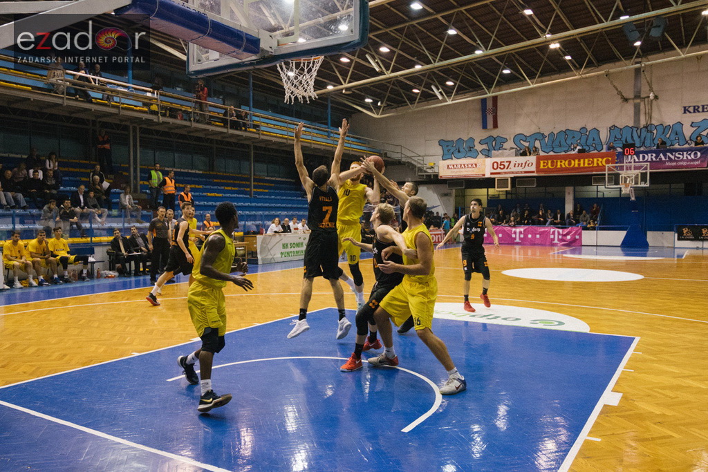 HT Premijer liga, 3. kolo: KK Jazine Arbanasi – GKK Šibenik 36-72 HT Premijer liga, 3. kolo: KK Jazine Arbanasi – GKK Šibenik 36-72