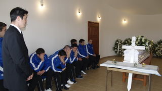 Posljednji ispracaj Hrvoja Custica, Murvica 5. travnja 2008, 12 sati Posljednji ispracaj Hrvoja Custica, Murvica 5. travnja 2008, 12 sati