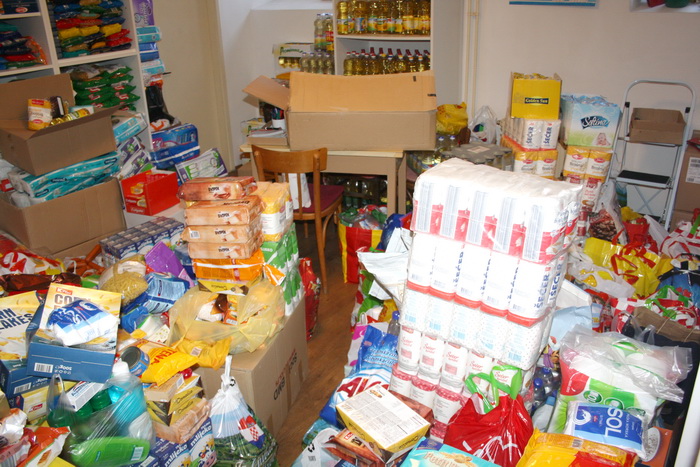 Zadarski sportaši i sportski novinari velikog srca napunili Socijalnu samoposlugu Zadarski sportaši i sportski novinari velikog srca napunili Socijalnu samoposlugu