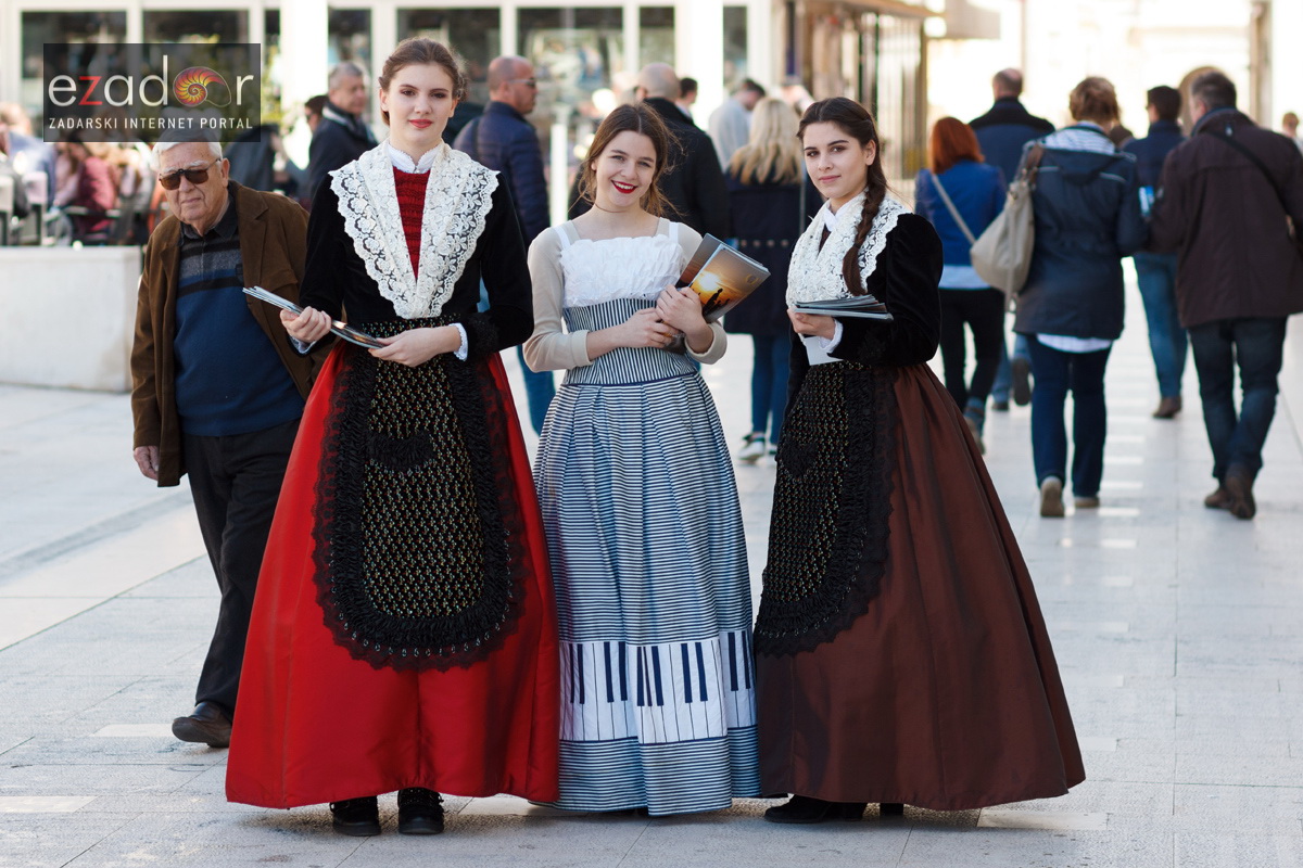 Đir po gradu, uskrsni ponedjeljak 2. travnja 2018. Đir po gradu, uskrsni ponedjeljak 2. travnja 2018.