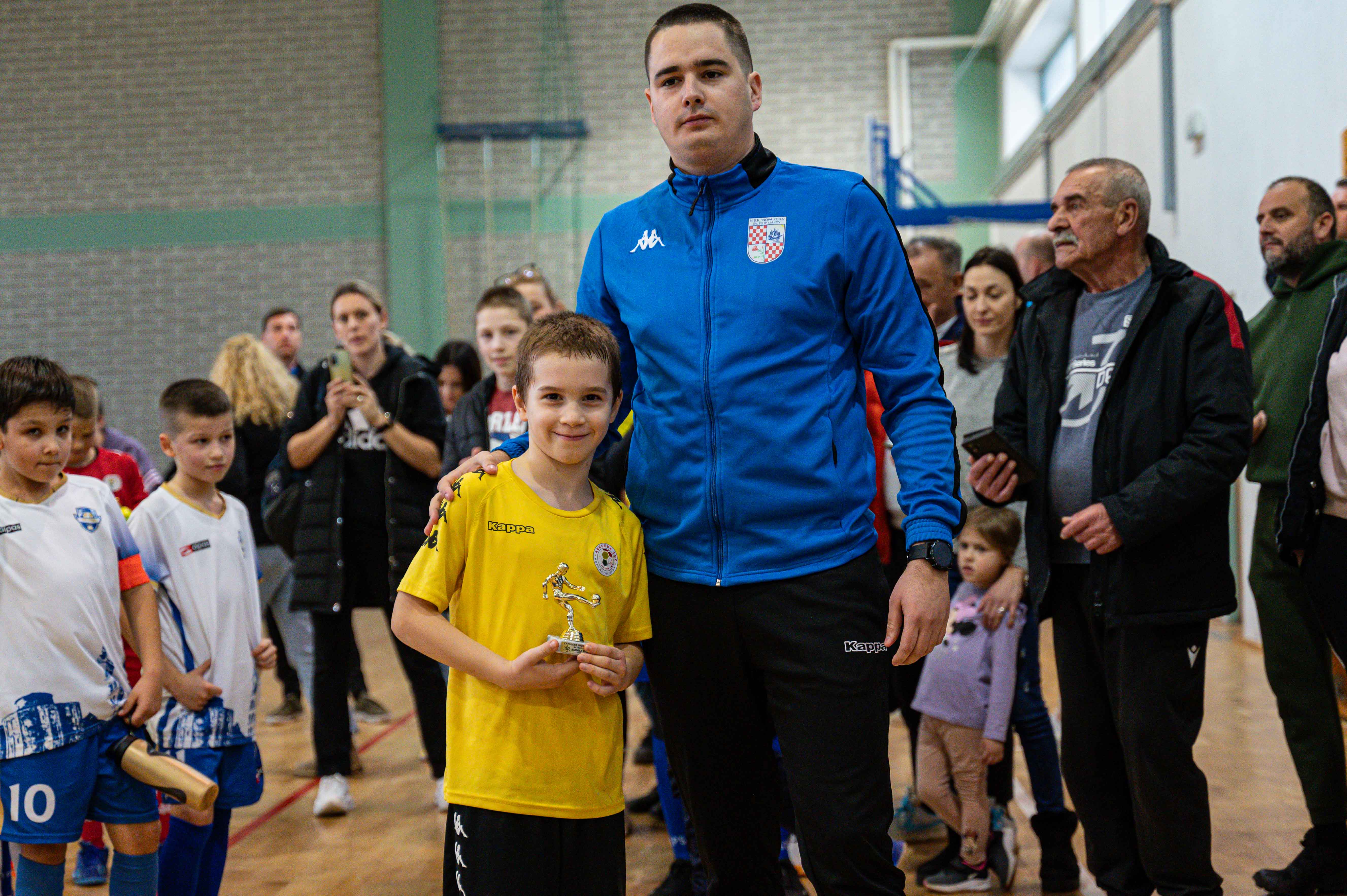 1.Cateleya indoor Cup 1.Cateleya indoor Cup