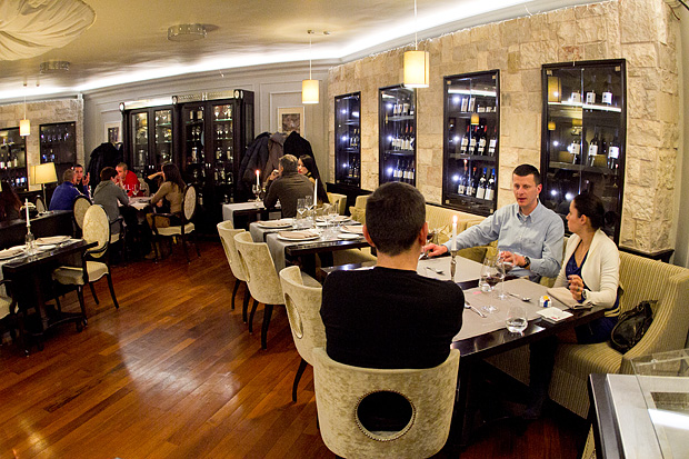 Restoran Kaštel: Večer čokolade i vina, foto: L. Banić Restoran Kaštel: Večer čokolade i vina, foto: L. Banić