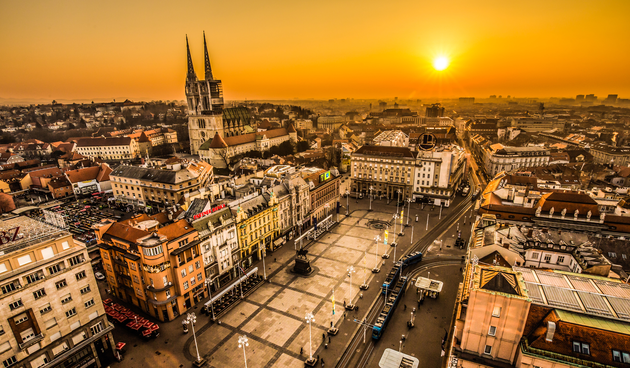 Zagreb- Trg bana Josipa Jelačića
