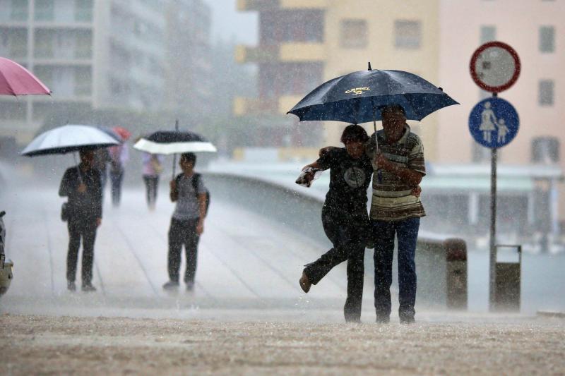 Opis  30.07.2014., Zadar – Ciklona Melisa jutros je na zadarsko podrucje donijela snazno nevrijeme praceno kisom i grmljavinom