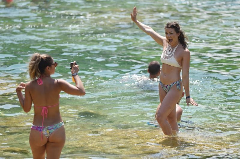 Puno lipog svita uživalo u svježini Krke na Skradinskom buku