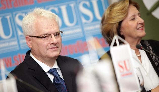 Zagreb – Predstavnici umirovljenickih stranaka dali su podrsku predsjednickoj kandidaturi Ive Josipovica. Photo: Grgur Zucko/PIXSELL