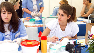 Narodni trg: Simultanka velemajstora Saša Martinović na 50 pločaa, Foto: Leo Banićć Narodni trg: Simultanka velemajstora Saša Martinović na 50 pločaa, Foto: Leo Banićć