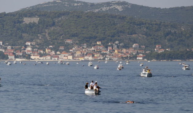Zadar, 010809.
Jutros je odrzan 37. Plivacki maraton Preko – Zadar. Kao i svake godine maraton je privukao veliki broj natjecatelja. 
Foto:  Jure Miskovic / CROPIX