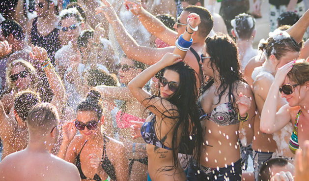 Zrće, 13. srpnja 2012. (foto:Saša Čuka)