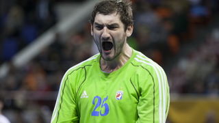 Zaragoza, Spanjolska, 230113.
Gradska dvorana Principe Felipe.
Svjetsko prvenstvo u rukometu za muskarce Spanjolska 2013.
Utakmica cetvrtfinala izmedju reprezentacija Hrvatske i Francuske.
Na fotografiji: slavlje hrvatskih igraca nakon pobjede – Mirko Ali Zaragoza, Spanjolska, 230113.
Gradska dvorana Principe Felipe.
Svjetsko prvenstvo u rukometu za muskarce Spanjolska 2013.
Utakmica cetvrtfinala izmedju reprezentacija Hrvatske i Francuske.
Na fotografiji: slavlje hrvatskih igraca nakon pobjede – Mirko Ali