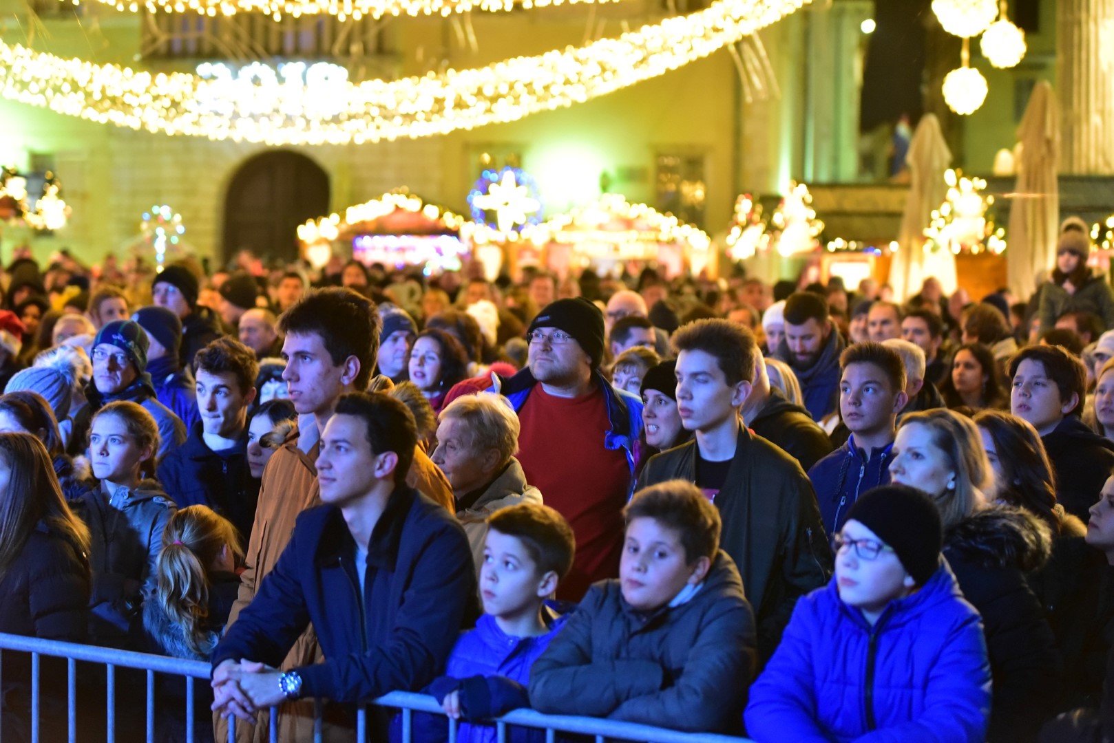 Advent u Zadru: Jaques Houdek osvojio zadarsku publiku Advent u Zadru: Jaques Houdek osvojio zadarsku publiku