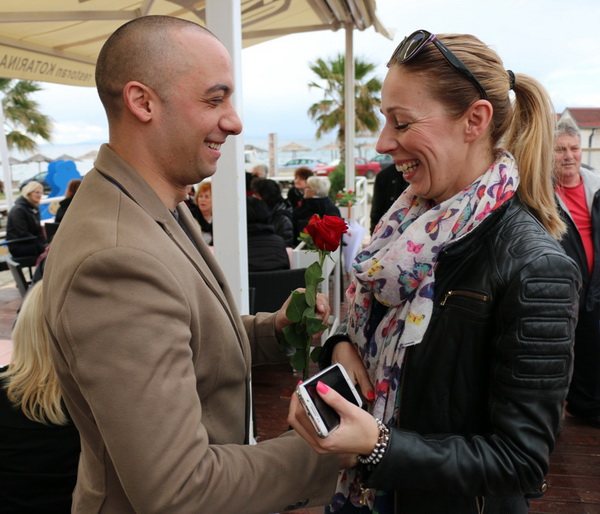 U organizaciji Općine Vir i Vir turizma virskim damama podijeljeno 400 ruža u povodu Dana žena