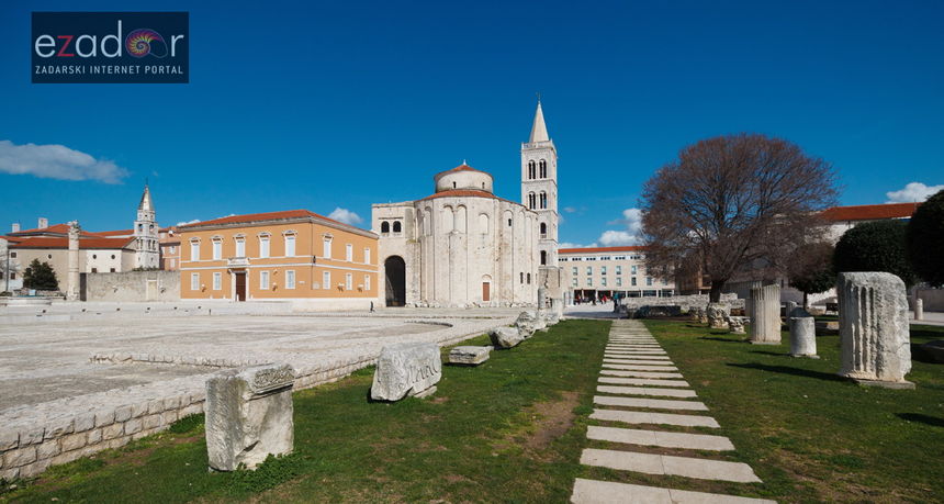 Đir po gradu, petak 9. ožujka 2018. Forum, Poljana, sv. Donat i sv. Stošija