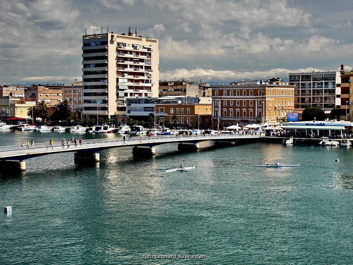 U uvali Jazine održana 3. regata veslačkog mini kupa Dalmacije U uvali Jazine održana 3. regata veslačkog mini kupa Dalmacije