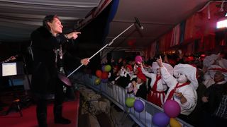 Cirkultura i Jasmin Stavros otvorili Maškare na Viru Cirkultura i Jasmin Stavros otvorili Maškare na Viru