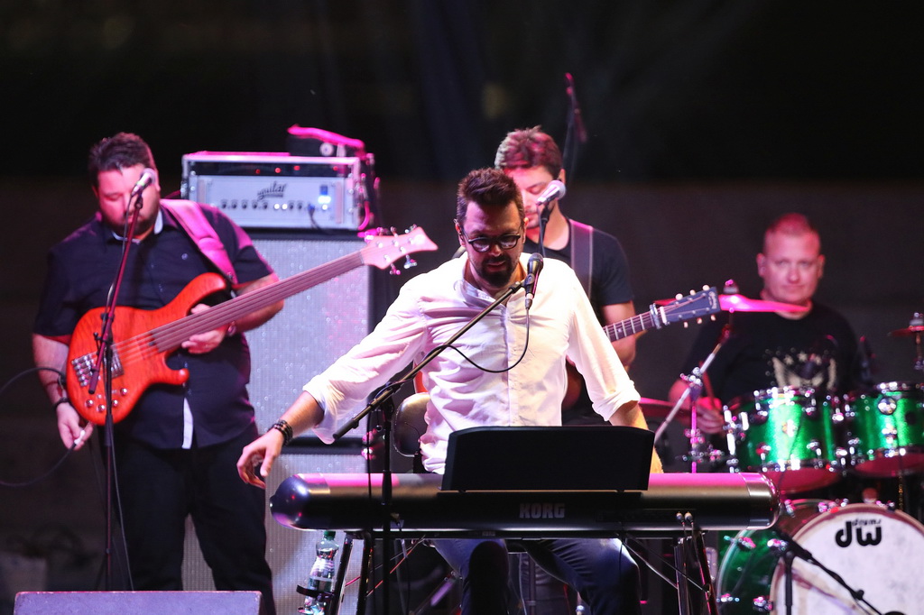 Fenomenalni Petar Grašo raspjevao i rasplesao Biograd Fenomenalni Petar Grašo raspjevao i rasplesao Biograd