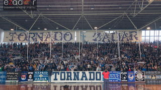 Humanitarno gledanje utakmice Zadar-Cibona u Jazinama Humanitarno gledanje utakmice Zadar-Cibona u Jazinama