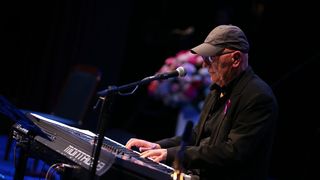 Koncertom ‘Vjeruj u ljubav’ obilježena 50. godišnjica Županijske lige protiv raka: zapjevao i Oliver Dragojević Koncertom ‘Vjeruj u ljubav’ obilježena 50. godišnjica Županijske lige protiv raka: zapjevao i Oliver Dragojević