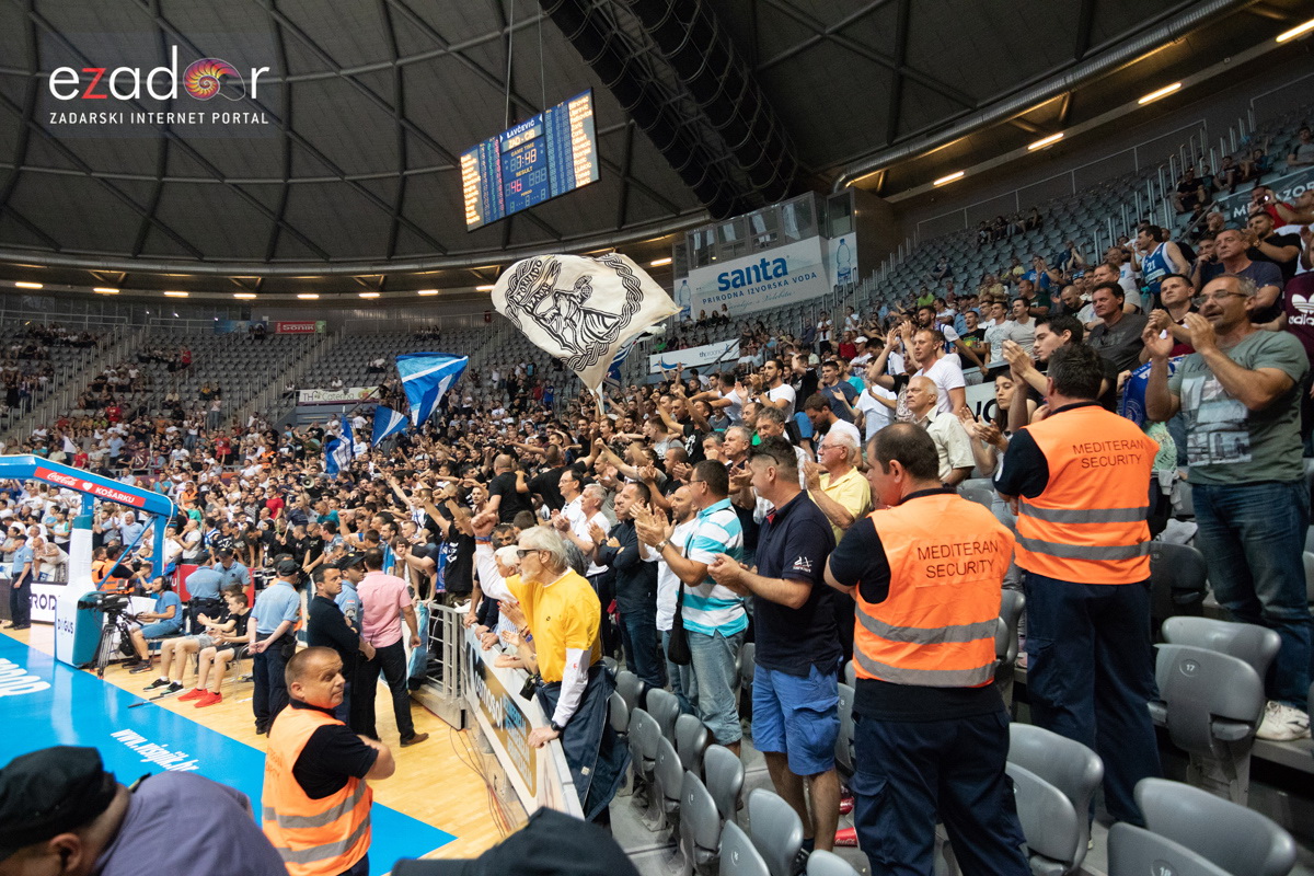 Polufinale doigravanja HT Premijer lige, 1. utakmica: KK Zadar – KK Cibona 89-78