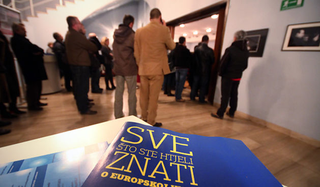 Zašto Hrvatska treba ući u EU (foto:Saša Čuka)