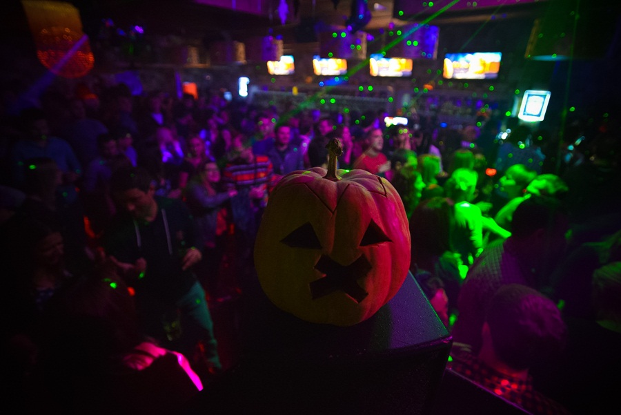 Jura Stublić & Film u Maraschino baru ; foto Iva Perinčić Jura Stublić & Film u Maraschino baru ; foto Iva Perinčić