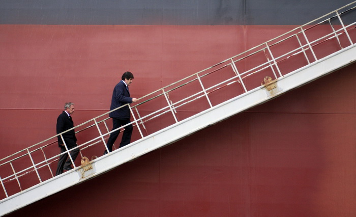 Rijeka, 251011.
U rijeckom brodogradilistu 3. maj danas je Tankerska plovidba Zadar preuzela tanker Vinjerac porinut krajem svibnja. Rijec je o drugom istovjetnom tankeru izgradjenom u 3. maju za zadarskog narucitelja. Sluzi za prijevoz nafte, naftnih pre Rijeka, 251011.
U rijeckom brodogradilistu 3. maj danas je Tankerska plovidba Zadar preuzela tanker Vinjerac porinut krajem svibnja. Rijec je o drugom istovjetnom tankeru izgradjenom u 3. maju za zadarskog narucitelja. Sluzi za prijevoz nafte, naftnih pre