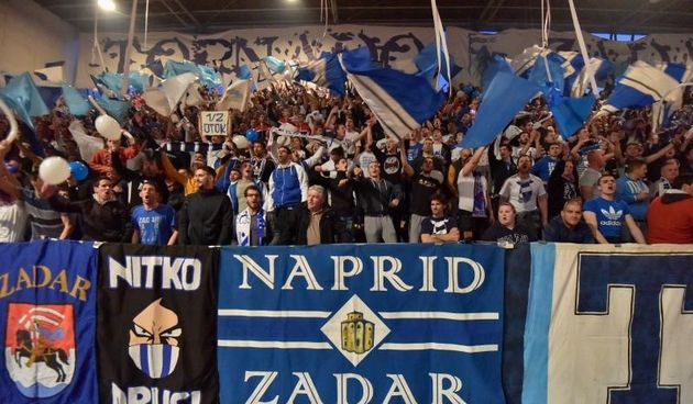 Humanitarno gledanje utakmic Zadar-Cibona (85-84) u Jazinama