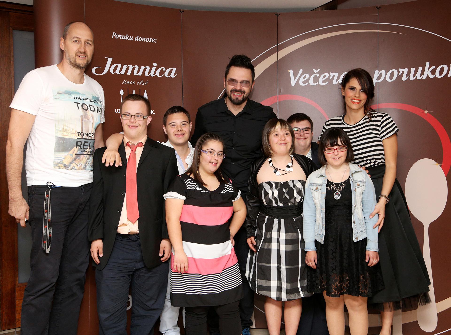 Večera s porukom u organizaciji Viktorije i Dina Rađe za splitsku Udrugu za sindrom Down 21