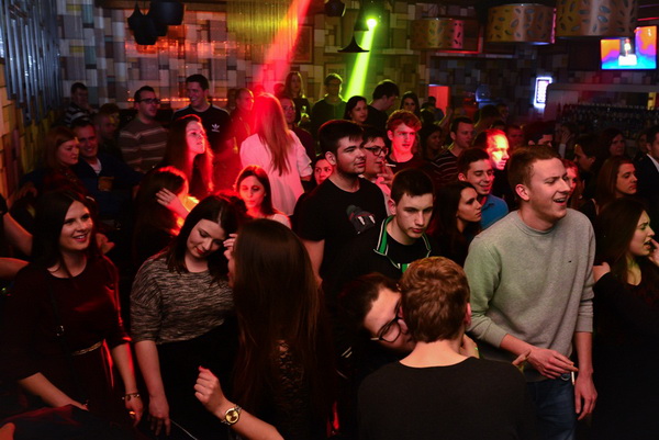 Mjesni Odbor u Maraschino Baru. Foto: Iva Perinčić Mjesni Odbor u Maraschino Baru. Foto: Iva Perinčić