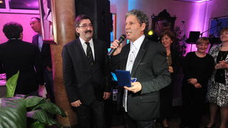 Zadar, 280213.
Poznati restoran Niko na zadarskoj Puntamici je veceras uz bogatu veceru i pjesmu brojnih izvodjaca sa svojim prijateljima i cestim gostima proslavio 50 godina od otvorenja. Na veceri su se pojavili brojni kumovi restorana kroz godine poput