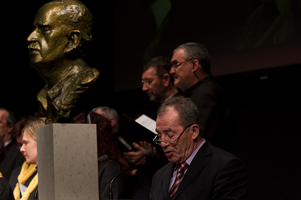 HNK Zadar: “Ljubi s ljubavlju”, foto: Leo Banić HNK Zadar: “Ljubi s ljubavlju”, foto: Leo Banić