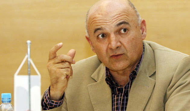 Koprivnica, 031109.
Hrvatski ekonomist i sveucilisni profesor Ljubo Jurcic posjetio je danas tvornicu Podravka u Koprivnici.
Na slici: Ljubo Jurcic.
Foto: Nikola Wolf / CROPIX