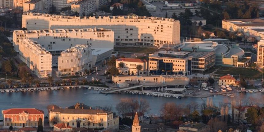 Zadar iz zraka: Zgrade TIZ-a Zadar iz zraka: Zgrade TIZ-a
