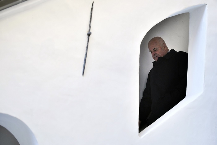 Desinic, 131111.
Otvorenje dvora Veliki tabor nakon restauratorskih radova. Izmedju ostalih, na otvorenju su prisustvovali i ministar kulture Jasen Mesic, te potpredsjednik Hrvatskog sabora Ivan Jarnjak.
Na slici: Ivan Jarnjak.
Foto: Boris Kovacev / CROPI Desinic, 131111.
Otvorenje dvora Veliki tabor nakon restauratorskih radova. Izmedju ostalih, na otvorenju su prisustvovali i ministar kulture Jasen Mesic, te potpredsjednik Hrvatskog sabora Ivan Jarnjak.
Na slici: Ivan Jarnjak.
Foto: Boris Kovacev / CROPI