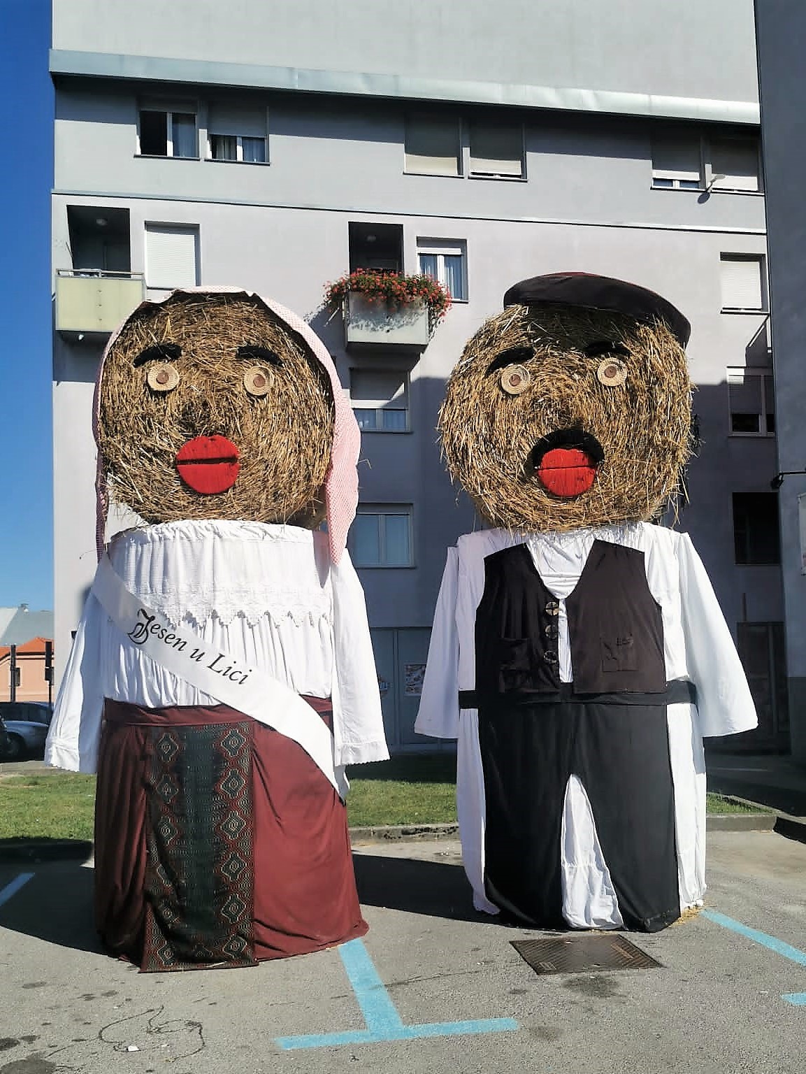 Posjetili smo manifestaciju Jesen u Lici Posjetili smo manifestaciju Jesen u Lici