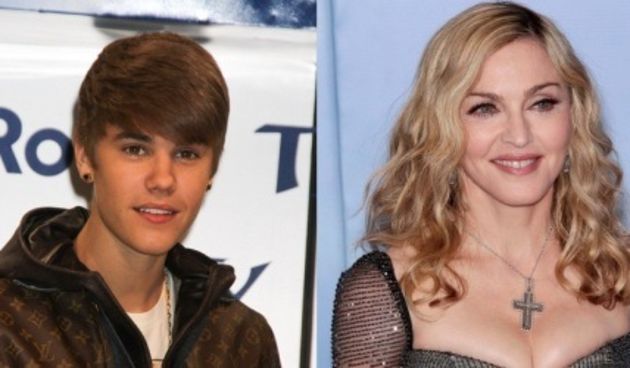 01/12/2012 – Justin Bieber – 2012 International Consumer Electronics Show – Day 3 – Justin Bieber Unveils the “mRobo” Bass Portable Speaker & Dancing Robot at the TOSY Robotics Booth – Las Vegas Convention Center – Las Vegas, NV, USA – Keywords: 1/2 lengt