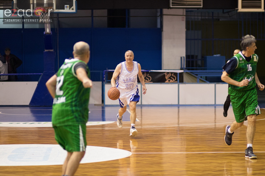 Fešta u povodu 80. rođendana Pina Giergie: Vetarani KK Zadar – Veterani KK Olimpija Fešta u povodu 80. rođendana Pina Giergie: Vetarani KK Zadar – Veterani KK Olimpija