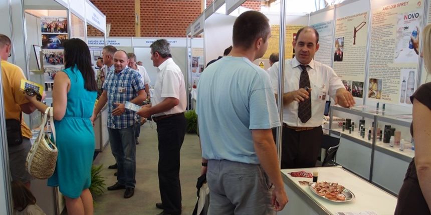 OLYMPUS DIGITAL CAMERA OLYMPUS DIGITAL CAMERA