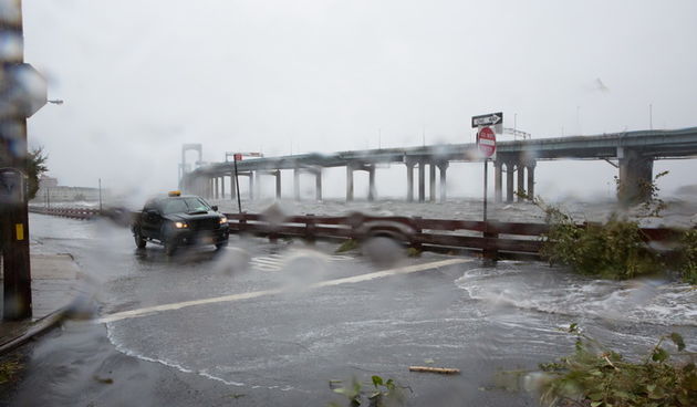 New York, 291012.
Uragan Sandy, najjaca oluja u posljednjih 50 godina se blizi New Yorku. Ljudi su evakuirani i grad je pust , a
 oluja se sprema na najjaci udarac.
Foto: Miroslav Celic / Cropix