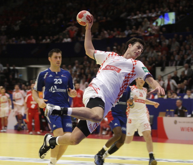 Bec, 310110.
Austrija je domacin EURO 2010 u rukometu od 19-31 01.10. U Becu se igraju utakmice poufinala i finala. Polufinale su izborile reprezentacije Islanda, Francuske, Poljske i Hrvatske. U polufinalnim utakmicama finale su izborile reprezentacije F